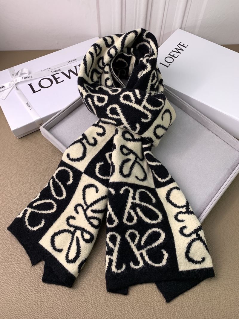 Loewe Scarf